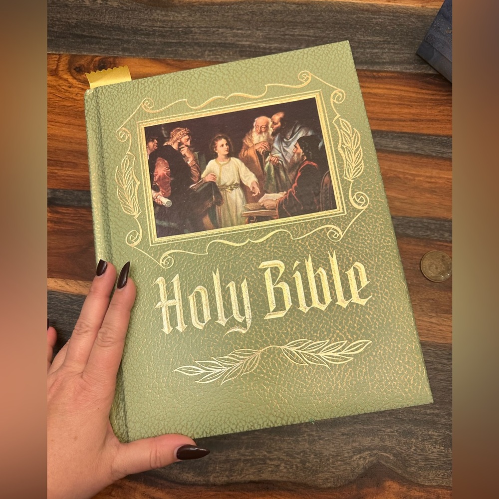 Vintage Bible A+ condition